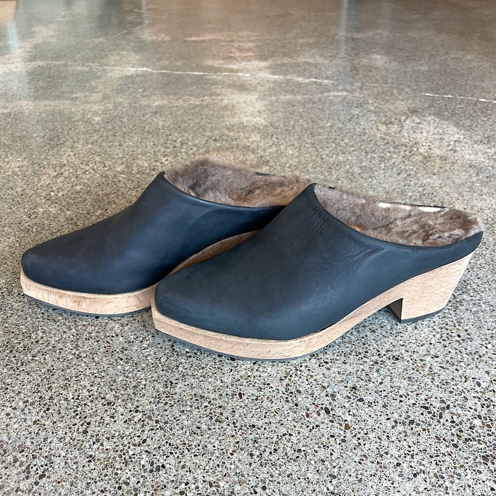 COCLICO Kule Lined Clogs